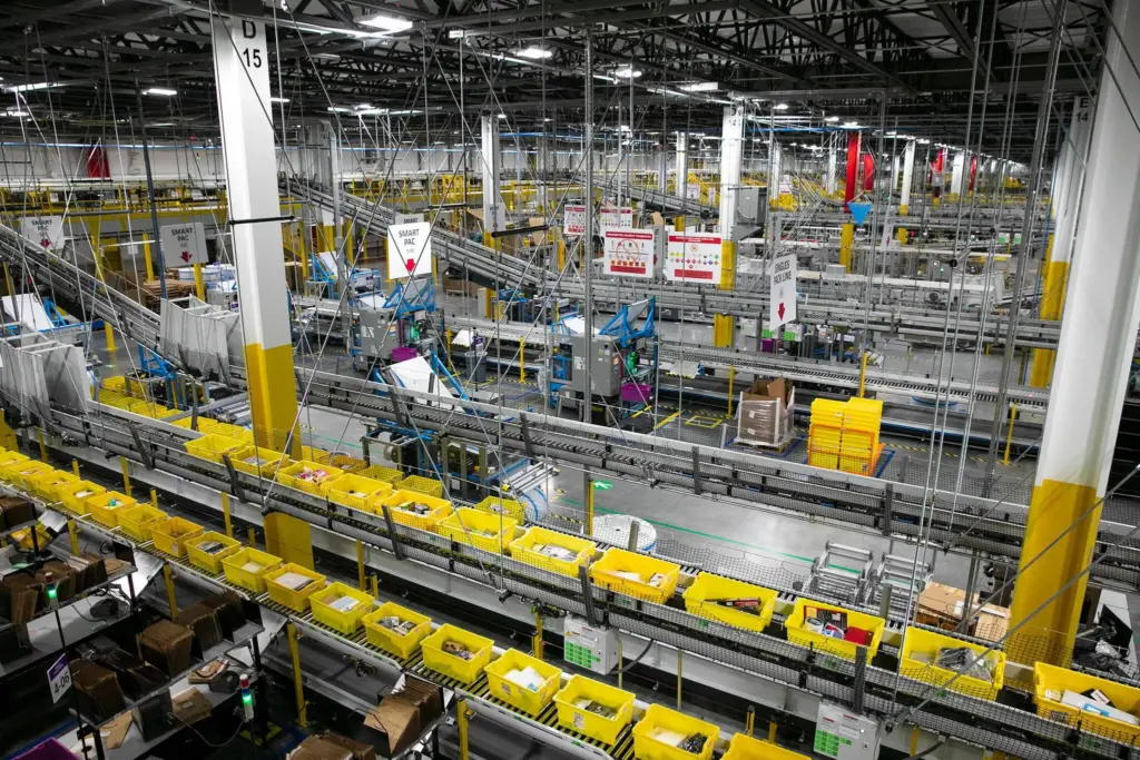 What Is an Amazon FBA Warehouse 2